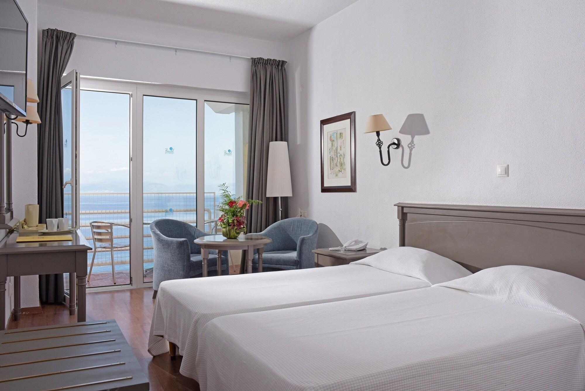 Louis Ionian Sun Hotel Corfu  Buitenkant foto