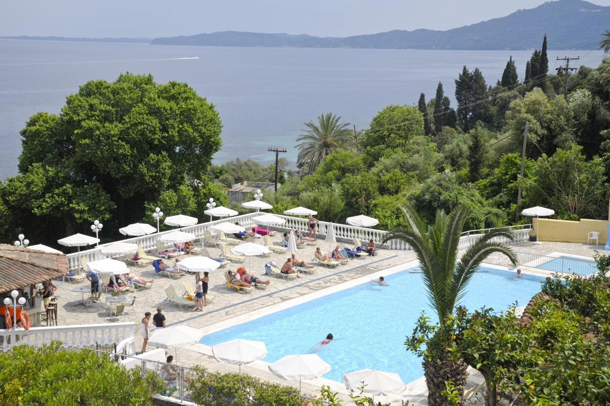 Louis Ionian Sun Hotel Corfu  Buitenkant foto