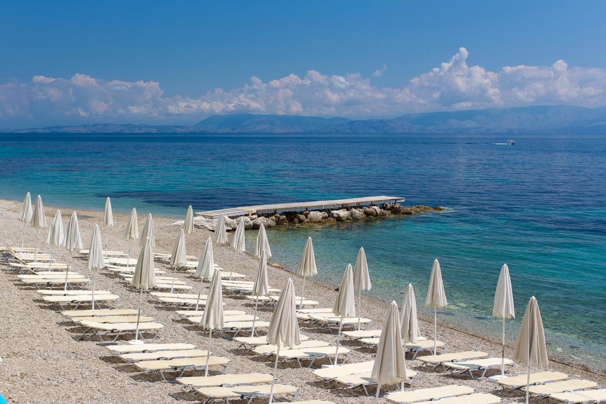 Louis Ionian Sun Hotel Corfu  Buitenkant foto